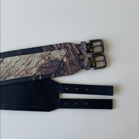 Helmut Lang | Double Buckle Leather Belt - Picture 4 of 8